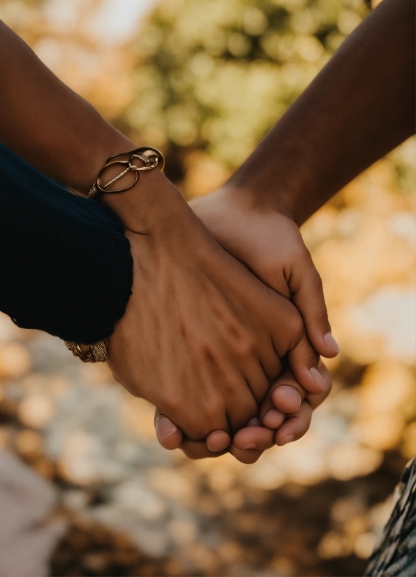 Free Movie Stock Footage, Joint, Hand, Arm, Sleeve, People In Nature