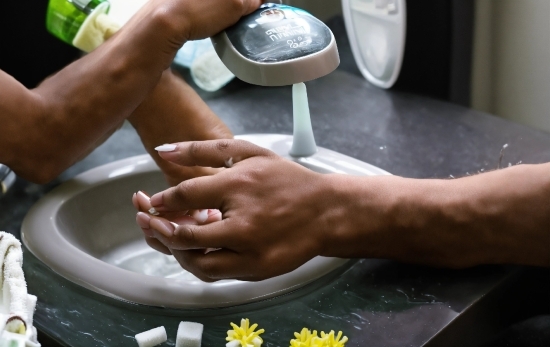 Hand, Flower, Gesture, Automotive Tire, Finger, Nail