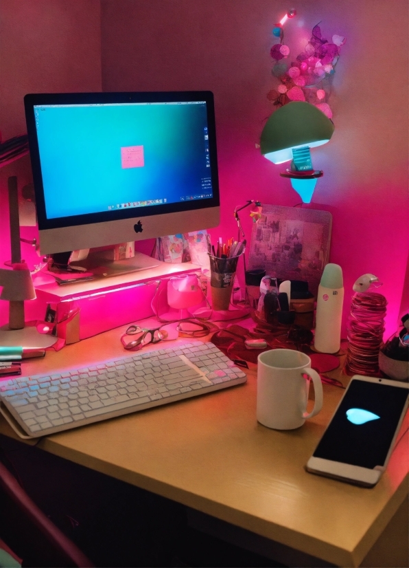 Age Foto Stock, Table, Computer, Personal Computer, Furniture, Computer Desk