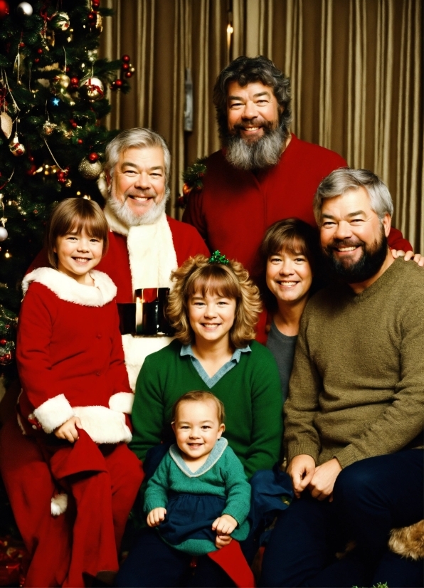 Fine Arts Visual Arts, Smile, Face, Christmas Tree, Facial Expression, Beard