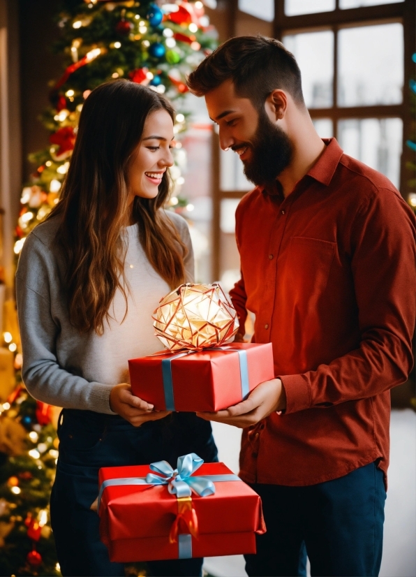 Christmas Tree, Smile, Fashion, Standing, Happy, Red