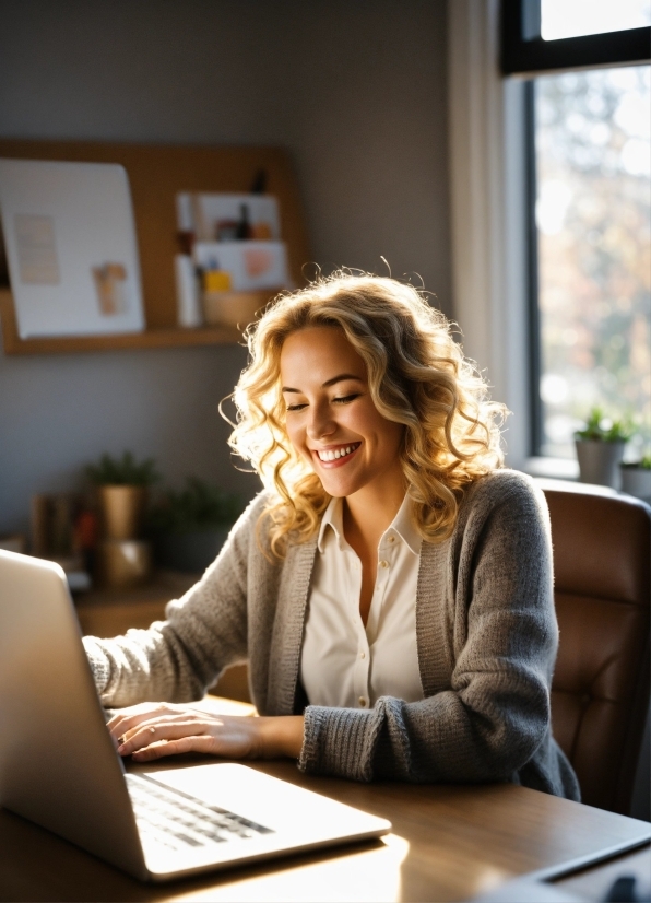 B Clipart, Smile, Computer, Table, Laptop, Personal Computer