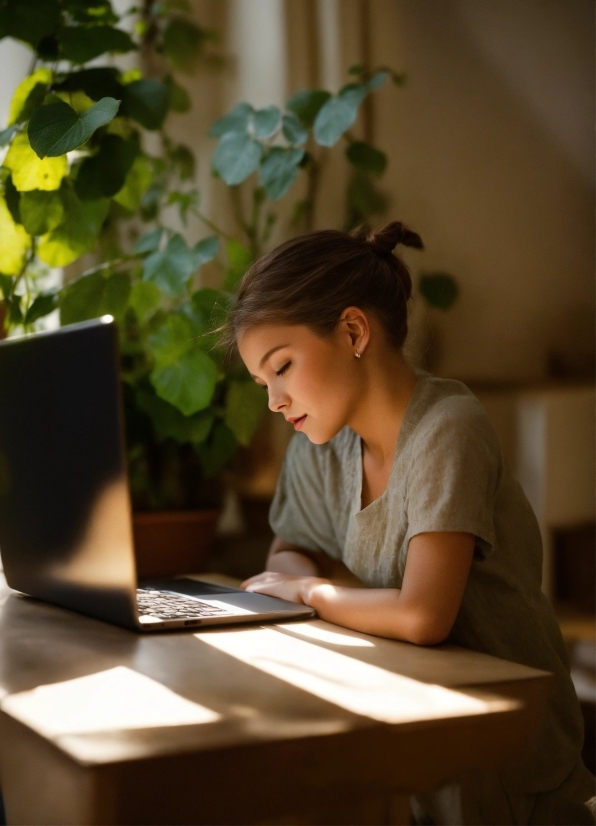 Free Vector Flowers Illustrator, Hairstyle, Table, Computer, Personal Computer, Plant