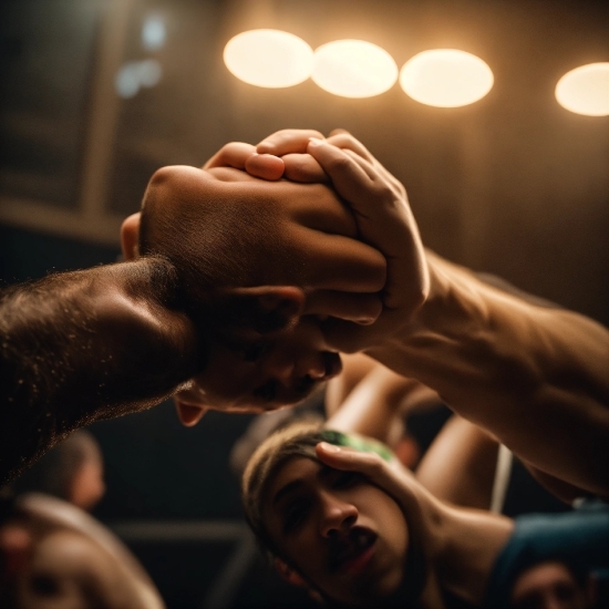 Hand, Flash Photography, Cloud, Gesture, Finger, Entertainment